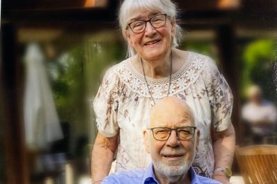 Bent og Marianne Kornbek fejrer diamantbryllup på onsdag. De mødte hinanden for 66 år siden på Als og har levet det meste af deres ægteskab i Rødkærsbro og Tange som en meget aktiv del af lokalsamfundet. r