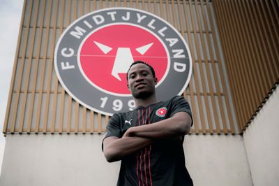 18-årige Hassan Momodu Kashietu er ankommet til FC Midtjyllands akademi fra samarbejdsklubben FC Ebedei i Nigeria.