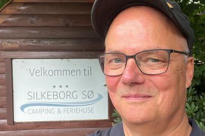 Henning Engelhardt Kristiansen mener, at Silkeborg Kommune godt kan gøre mere for autocampisterne. Faktisk mangler der en debat og nogle konkrete løsninger på, hvordan kommunen vil gribe det an, mener han. - Hvis man løser det rigtigt, kan det blive en win-win situation for alle, siger han.
