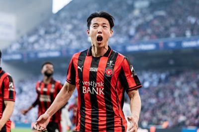 Lee Han-beom jubler over sin matchvindende scoring i sidste sæsons pokalfinale mod FC København. Nu har FC Midtjylland solgt den koreanske landsholdsstopper til belgiske Club Brugge.