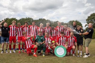 Sparkær IF vandt for andet år i træk Fjends Cup med en sejr på 4-0 over Stoholm.