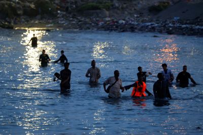 Tusindvis af migranter svømmede i slutningen af juli fra Marokko til den spanske eksklave Ceuta. Langt størstedelen er sendt retur.