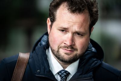 Anders Vistisen er Dansk Folkepartis finansordfører. Her ses han efter regeringsforhandlinger på Hotel Scandic Spectrum i København lørdag den 16. maj 2026.