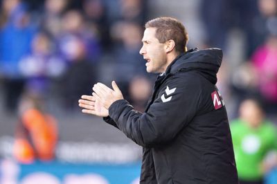 Martin Retovs Hvidovre-mandskab er fortsat ubesejret i 1. division efter sommerferien.