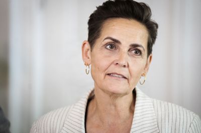 Økonomi- og indenrigsminister Pia Olsen Dyhr (SF) vil mødes med Lolland Kommunes borgmester, Marie-Louise Brehm Nielsen fra lokallisten Din Stemme, så snart kalenderen tillader det, lyder det.