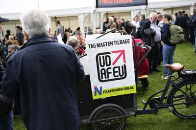 Folkebevægelsen mod EU samlede EU-modstandere på tværs af de normale politiske skel - fra dele af venstrefløjen til borgerlige og partiløse.