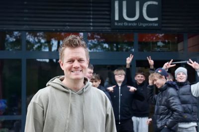Jacob Bak Nielsen tiltrådte tidligere på året som koordinator på ungeområdet i Ikast-Brande. Sammen med ungdomsrådet arbejder han blandt andet for at udbrede kendskabet til de mange fællesskaber, som findes lokalt.