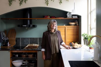 Annette Mosegaard har en ret travl hverdag med fuldtidsjob og byrådsarbejde, men der bliver også tid til at rumstere i køkkenet derhjemme.