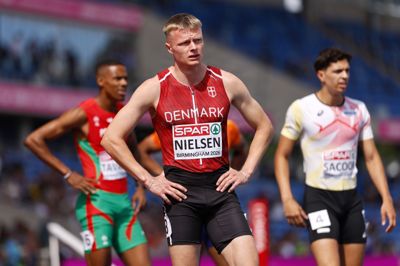 Gustav Lundholm Nielsen sørgede for et stærkt dansk udlæg. Det blev også til dansk rekord, men finalepladsen udeblev i 4 x 400 meter.