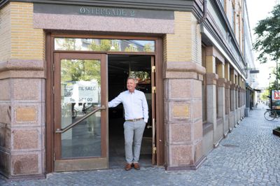 Michael Cassøe købte i begyndelsen af 2024 den gamle bankbygning på gågaden i Herning sammen med Bo Lyngsø. Håbet er at kunne finde nogle, der kan være med til at udvikle bygningen.