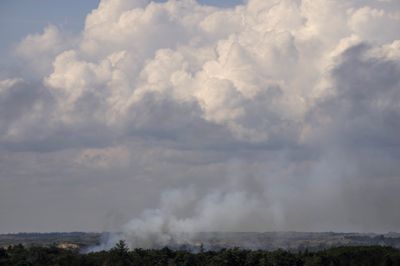 Beredskabet forventer ekstremt høj brandfare i weekenden. På billedet ses en naturbrand fra Skagen Klitplantage tirsdag den 15. juli 2025