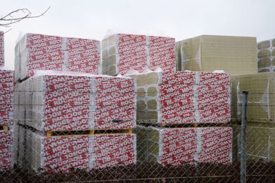 Rockwool er et af de største børsnoterede selskaber i Danmark. Koncernen er især kendt for at producere stenuld, der bruges til at isolere bygninger.