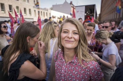 Ifølge ligestillingsminister Ane Halsboe-Jørgensen er der behov for nye tal om tolerancen over for LGBT-personer - særligt når det gælder muslimer - så debatten foregår på et oplyst grundlag.