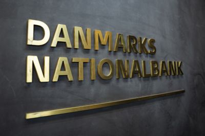 I juni udsendte Danmarks Statistik en revision af nationalregnskabet. Her blev den samlede vækst i økonomien for årene 2023 til 2025 opjusteret.