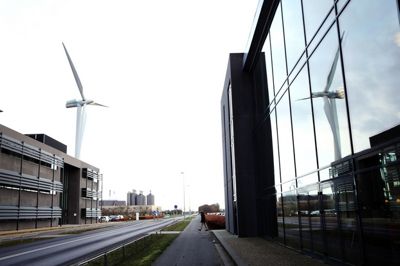 Der er nu sat helt punktum for vindmølleproduktionen i Brande, hvor der i dag har været stormøde for at afslutte seneste fyringsrunde.