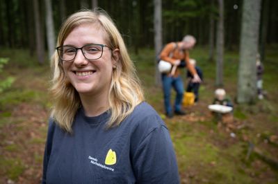 Maria Mosegaard Mortensen er formand for Danmarks Naturfredningsforening i Ikast-Brande. Sammen med resten af foreningen både lokalt og nationalt vil hun nu arbejde for naturhensynene ved det store byggeri ved Remmevej, hvor et golfresort, en golfbane og en privat bolig har overtrådt flere lovbestemmelser.