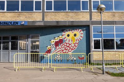 Der har vist sig at være en ganske entydig opbakning til at bevare ugle-kunstværket på den tidligere Herningsholmskolen. Herning Kommune afventer fortsat svar fra konservator, som undersøger, hvad der er af muligheder for at bevare værket.