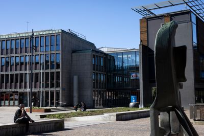 Herning Kommune sender penge fra midtvejsregulering videre til handicap-området.