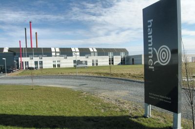 Det er ikke lykkedes at vende udviklingen hos Hammel Furniture, der nu er under konkurs. Virksomheden har blandt andet afdeling på Ansbækvej i Hammel.