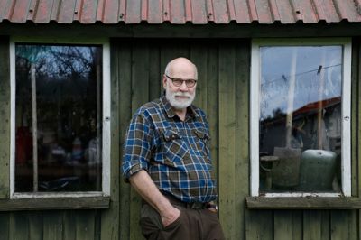 Ole Christian Arnbak fortæller torsdag om violinbuer. Dem har han en stor viden om. Samtidig er han passioneret folkemusikant.
