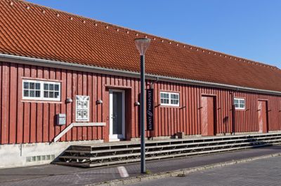 Ny fernisering i denne uge i Kunstpakhuset. Vi kommer omkring kunstnerne i udstillingsperioden.