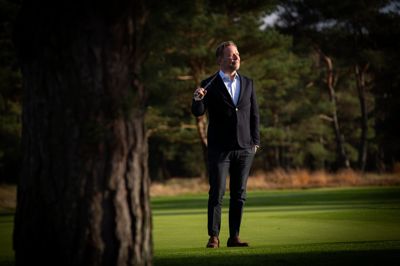 Andreas Ejskjær Nørfelt er administrerende direktør hos Golfbox. Virksomheden har hovedkontor i Resenbro - ikke langt fra Silkeborg Golfklub.