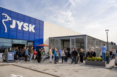 Jysk slår rekord i omsætning. Billedet er fra åbningen af kædens butik i Ikast i 2025.
