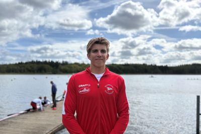 Rasmus Klitte vandt tidligere på året guld i mix-stafet ved U18-VM. I næste måned skal han også til VM i kajakmaraton i Argentina, hvilket bliver sæsonens sidste opgave.