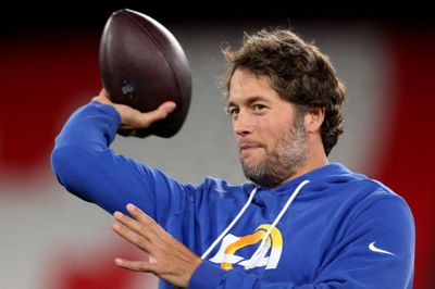 Matthew Stafford og resten af Los Angeles Rams rejste først til Melbourne lidt over et døgn før kampen. San Francisco 49ers valgte en helt anden tilgang, og har været i Australien i en uge op til kampen natten til fredag dansk tid.