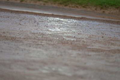 En regnvåd bane var skyld i aflysning i Vojens.