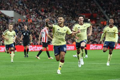 Bruno Guimaraes jubler over sit første mål for Arsenal.