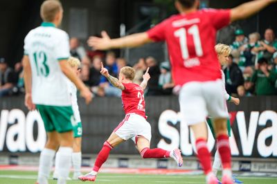 Lucas Riisgaard scorede for anden kamp i træk.