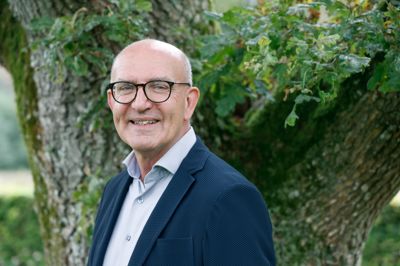 Morten Mouritzen var ude i god tid med at han har valgt at stoppe efter 40 år som sognepræst i Vind og Vinding Sogne. Hans afløser kan tidligst være på plads til marts næste år.
