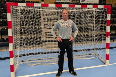 Morten Ronald Jensen havde fredag eftermiddag sin første træning i Sand Spedition Arena med sine nye holdkammerater i HC Midtjylland. Lørdag kan han få comeback - næsten 16 år efter sin seneste kamp for HCM.
