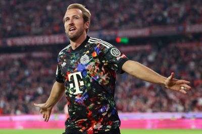 Harry Kane scorede to mål i 7-0-sejren over Union Berlin i Bundesligaen fredag aften.
