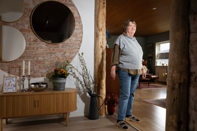 Stinne Brøndum elsker sin nye lejebolig på Ternevej, hvor hun og manden Bent har fået New Yorker-stemning i ét plan til 10.000 kroner om måneden for 137 kvadratmeter.