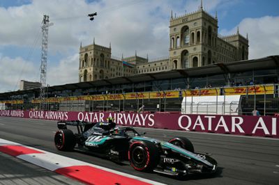 Kimi Antonelli indleder lørdagens grandprix som nummer 16, efter at han fredag kørte galt i sin bil.