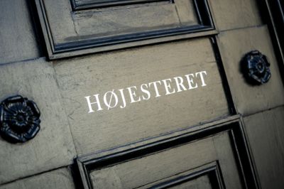 En ukrainsk kvinde dømt for spirituskørsel må anke en dom om udvisning til Højesteret.