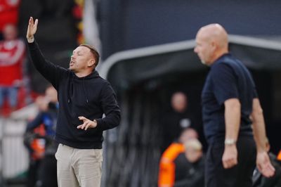 Craig Bellamy blev som aktiv to gange matchvinder mod Danmark. Søndag tabte han som walisisk landstræner 0-2 i Parken.