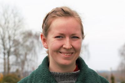 Menighedsrådene i Sevel, Herrup og Trandum har skrevet dette mindeord om Helene Herold Michaelsen Arrild.