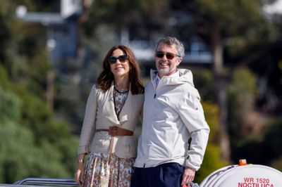 I marts var kong Frederik og dronning Mary i Australien på statsbesøg. Her besøgte dronningen også sin far, som døde måneden efter.