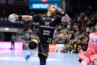 Rasmus Lauge var helt ustyrlig i lokalopgøret mod Skanderborg AGF.