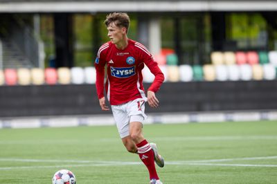 William Kirk har været med fra start i otte af SIF's ni kampe i Superligaen.