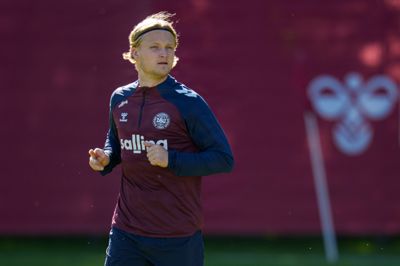 Kasper Dolberg er her under fodboldlandsholdets træning i Helsingør.
