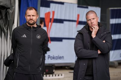 FCM-træner Mike Tullberg (t.h.) og Bo Svensson kender hinanden ganske godt fra fælles trænerkurser og dialoger, da de begge arbejdede i tysk fodbold. Søndag duellerer deres hold i Superligaens topbrag.