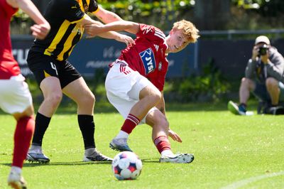 Noah Munkholm og SIF's U19-hold fik en tiltrængt sejr.
