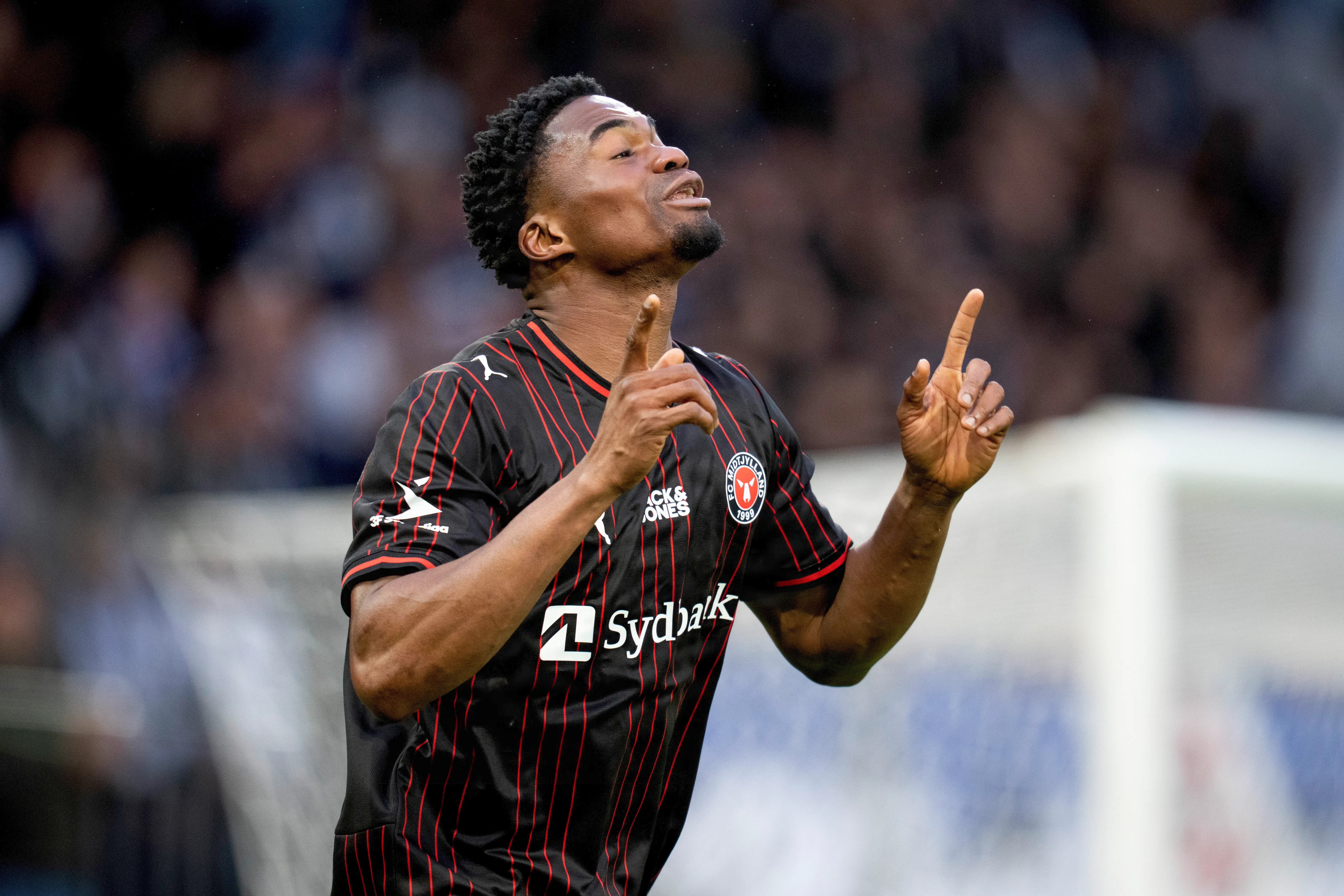 Folkebladets sportsredaktion kårede Friday Etim til kampens FCM-spiller i sejren over FC København.