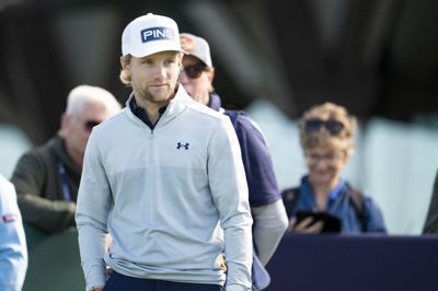 Rasmus Neergaard har fire point op til top-100.