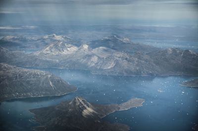 Ifølge Verdensnaturfonden WWF's afdeling i Grønland kan dybhavsminedrift skade Grønlands økosystemer og biodiversitet.