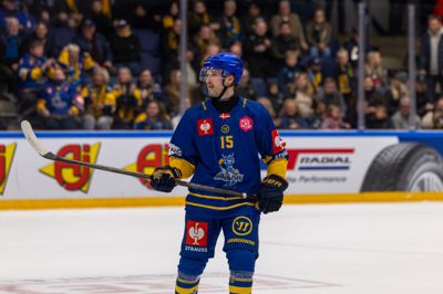 Jared Dmytriw prøvede i sidste sæson at tabe masser af kampe mod Blue Fox. Nu er han så blevet en del af holdet, der stadig vinder mange kampe.